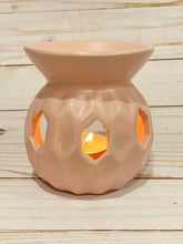 Load image into Gallery viewer, Diamond Embossed Tea Light Warmer